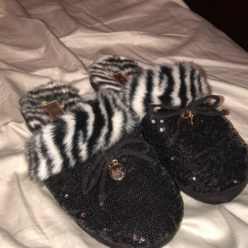 Michael kors slippers